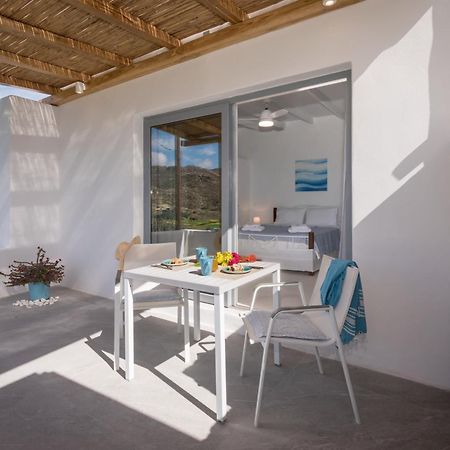 Sarantis Suites & Apartments Provatas Bagian luar foto