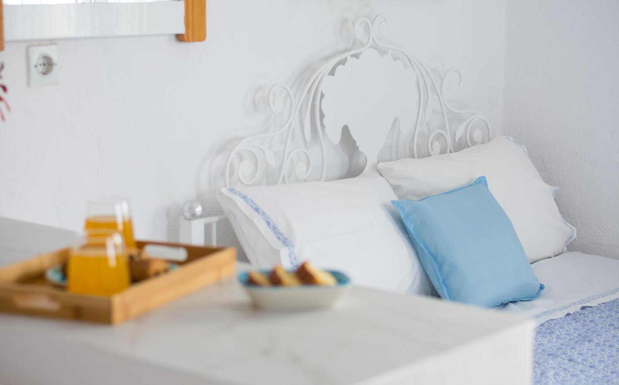 Sarantis Suites & Apartments Provatas Bagian luar foto
