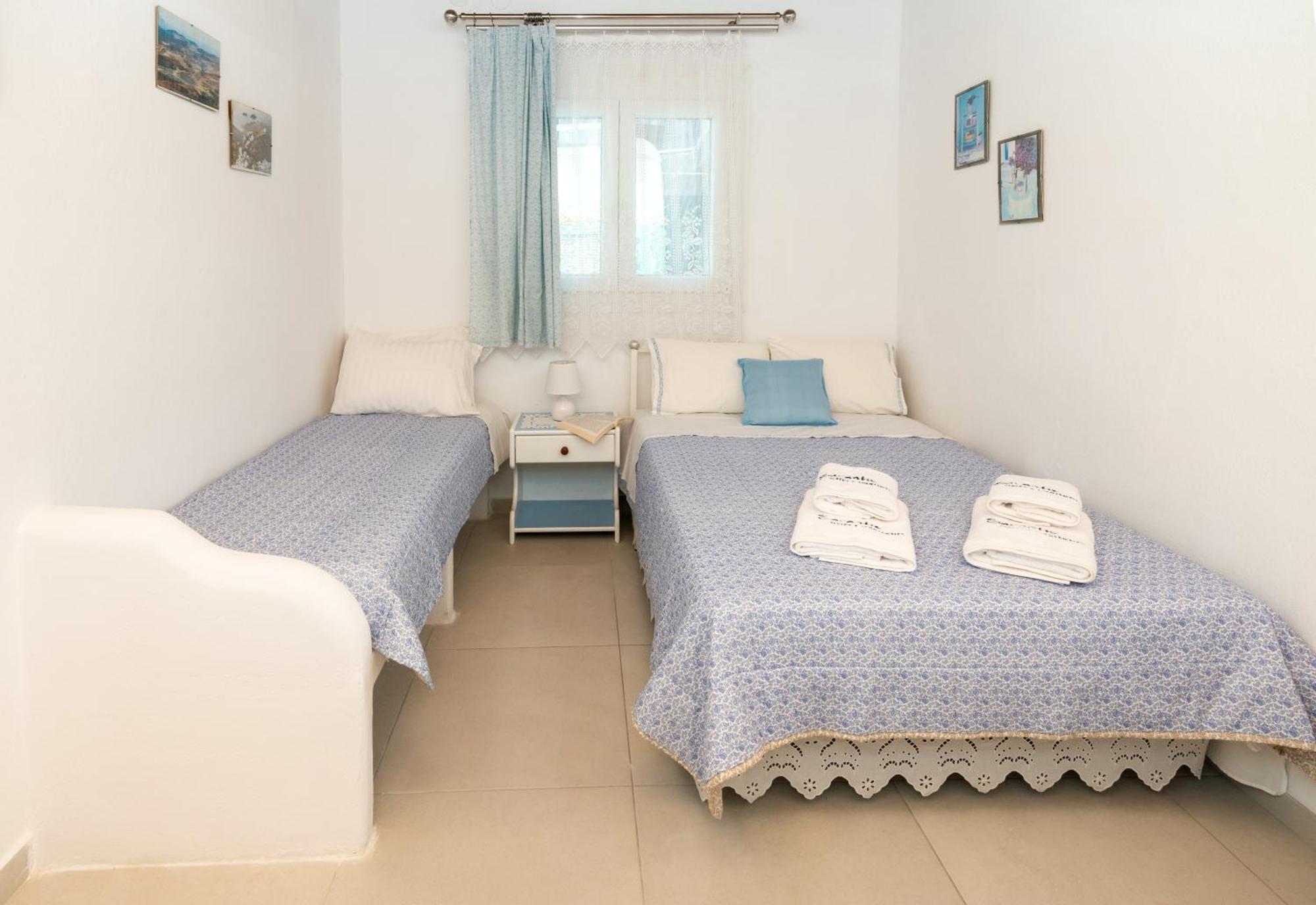 Sarantis Suites & Apartments Provatas Bagian luar foto